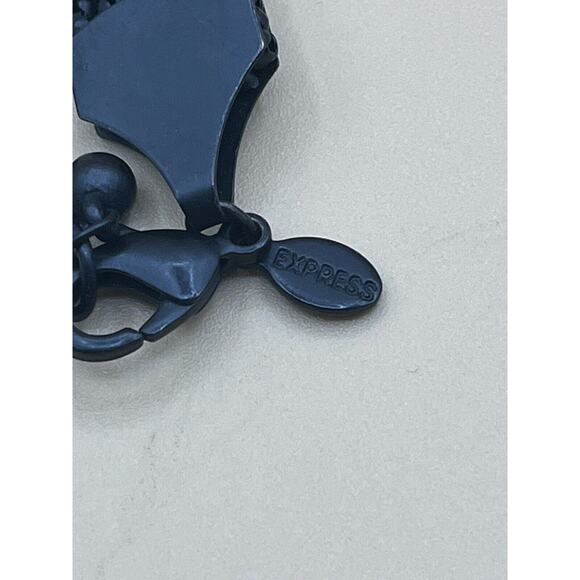 Lot Of 5 Necklaces RMN Avon Express Faux Pearl Gold Tone - Picture 3 of 11